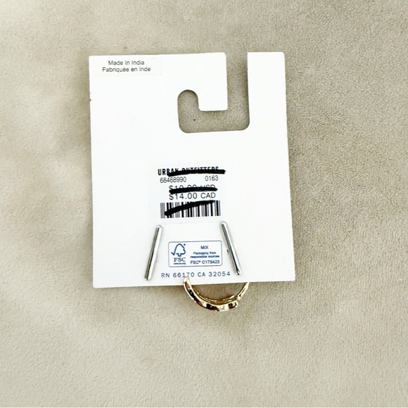 NWT Urban Outfitters Gold 222 Ring, Size 6 - Picture 3 of 3